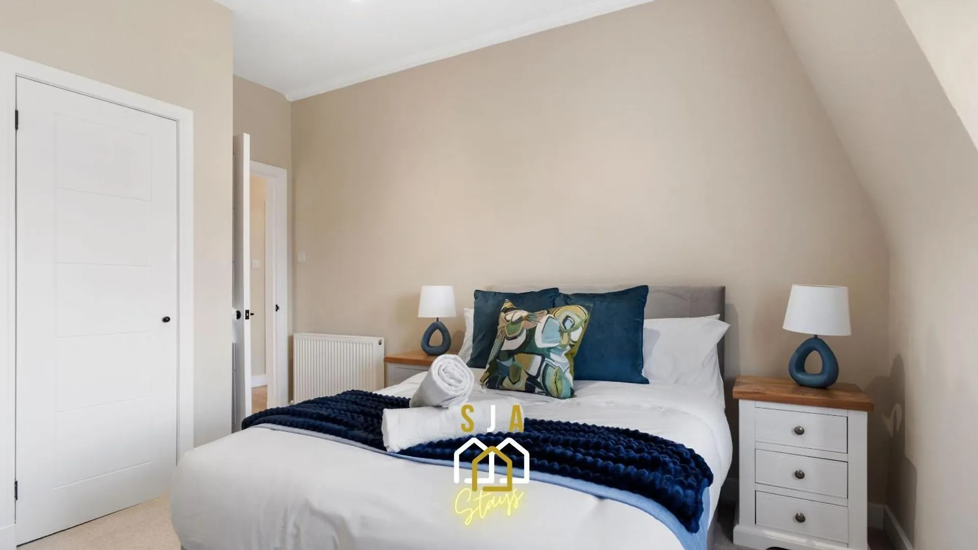Church Street Residence - Sja Stays - 3 Bed Apartment Aberdeen